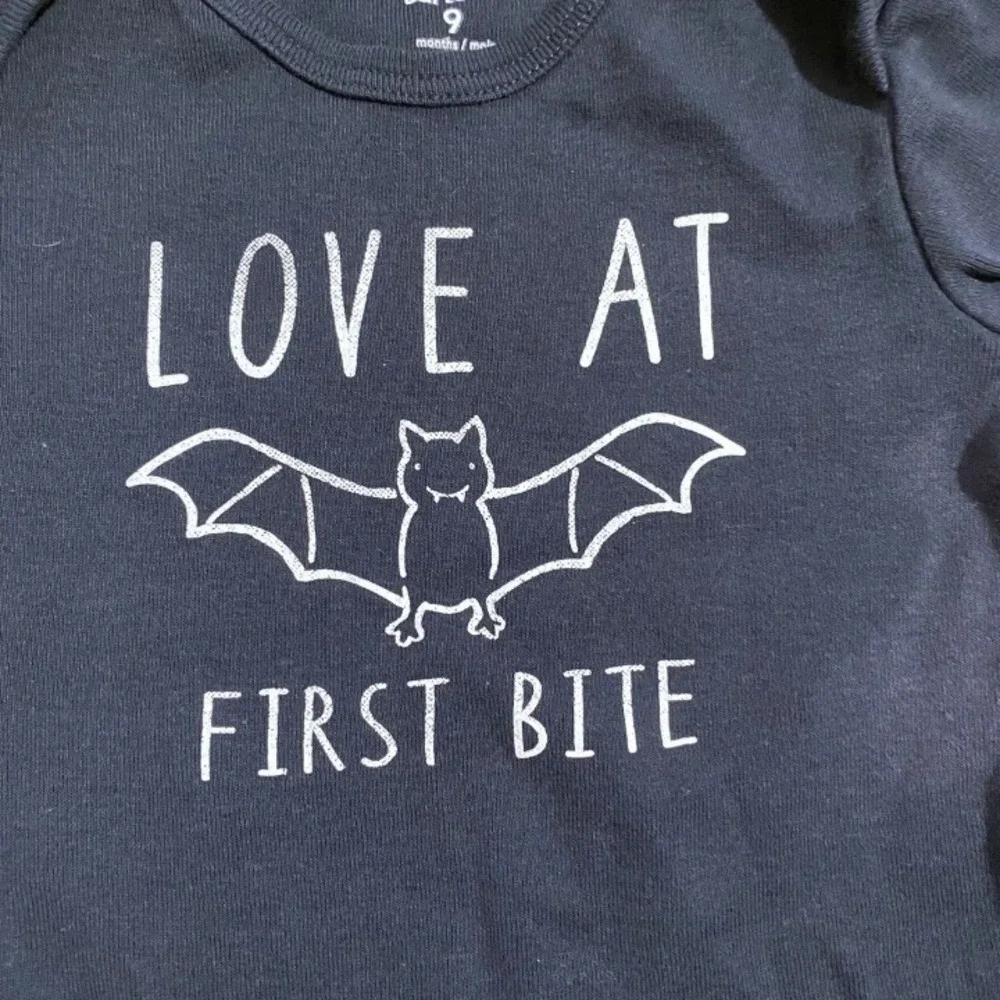 Carter's Love At First‎ Bite Halloween One Piece Size 9mo